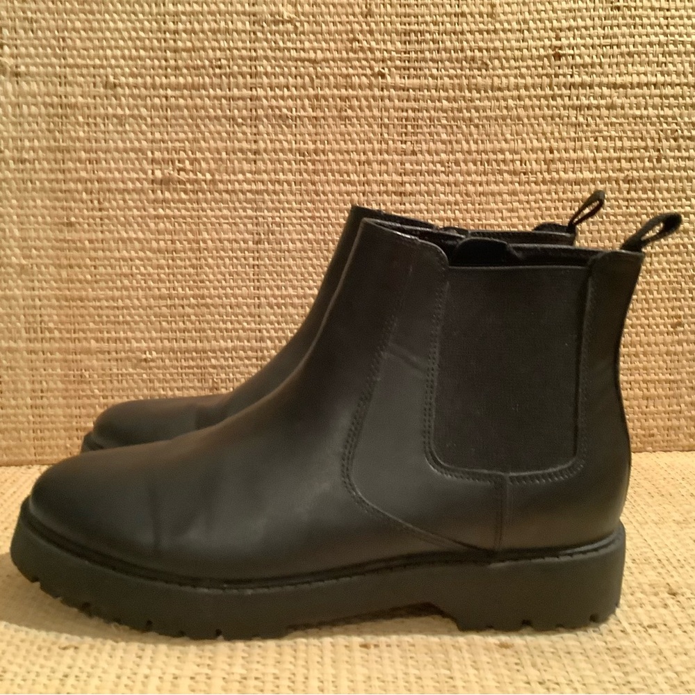 Black Chelsea Ankle Boots Size 5 Slip on Classic Black Boots